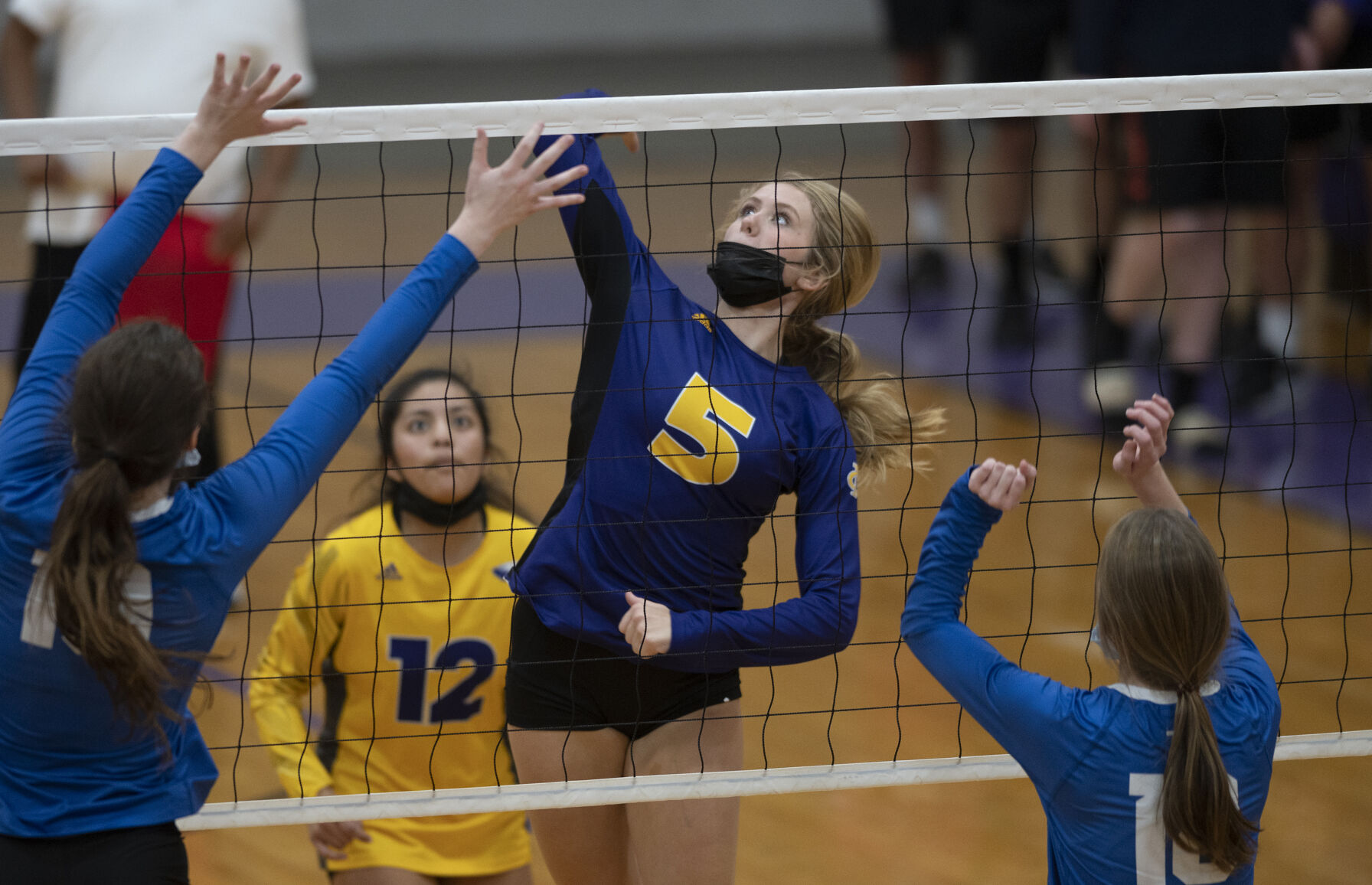Civic Memorial vs. Alton Marquette